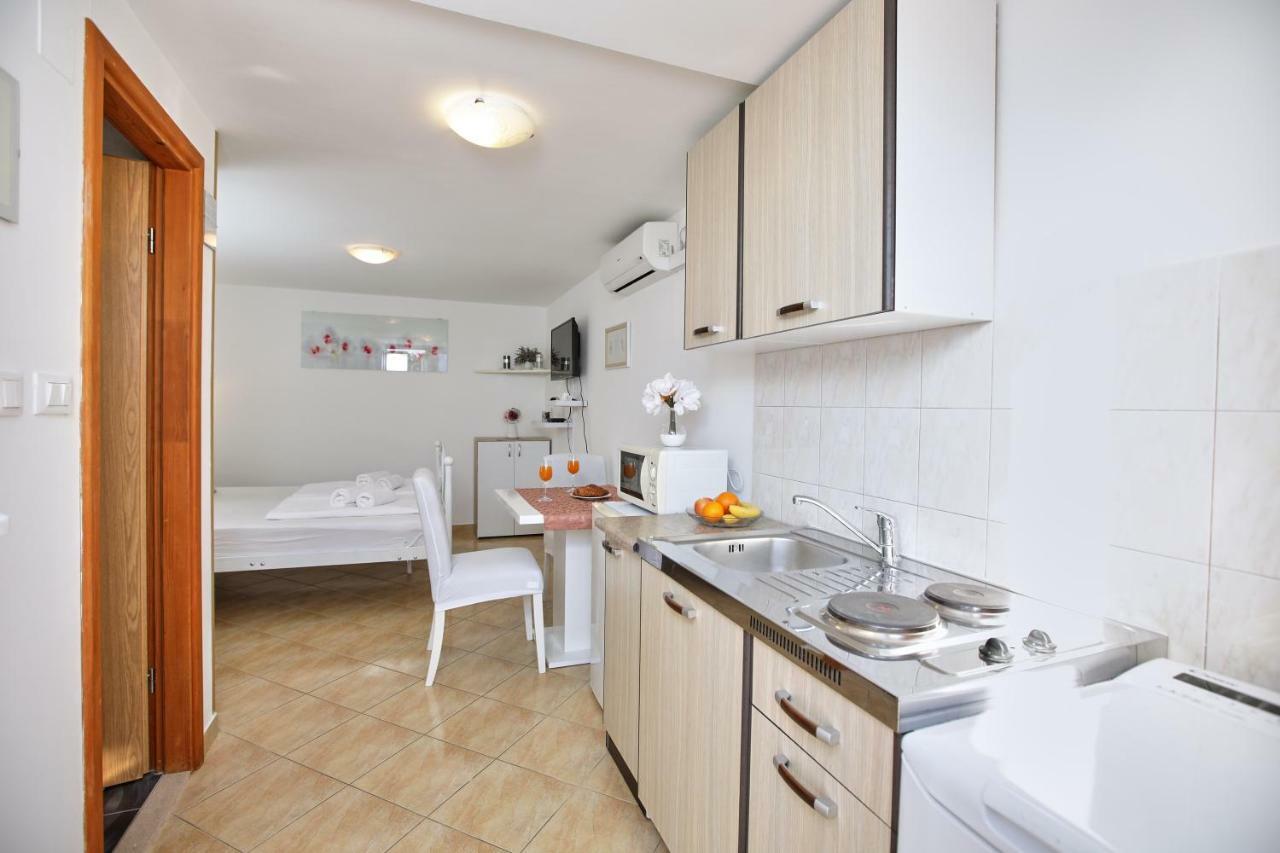 Studio Kristic, Cozy Studio With A Terrace Dubrovnik Exterior foto